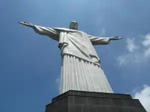 Quantos Metros Tem o Cristo Redentor?